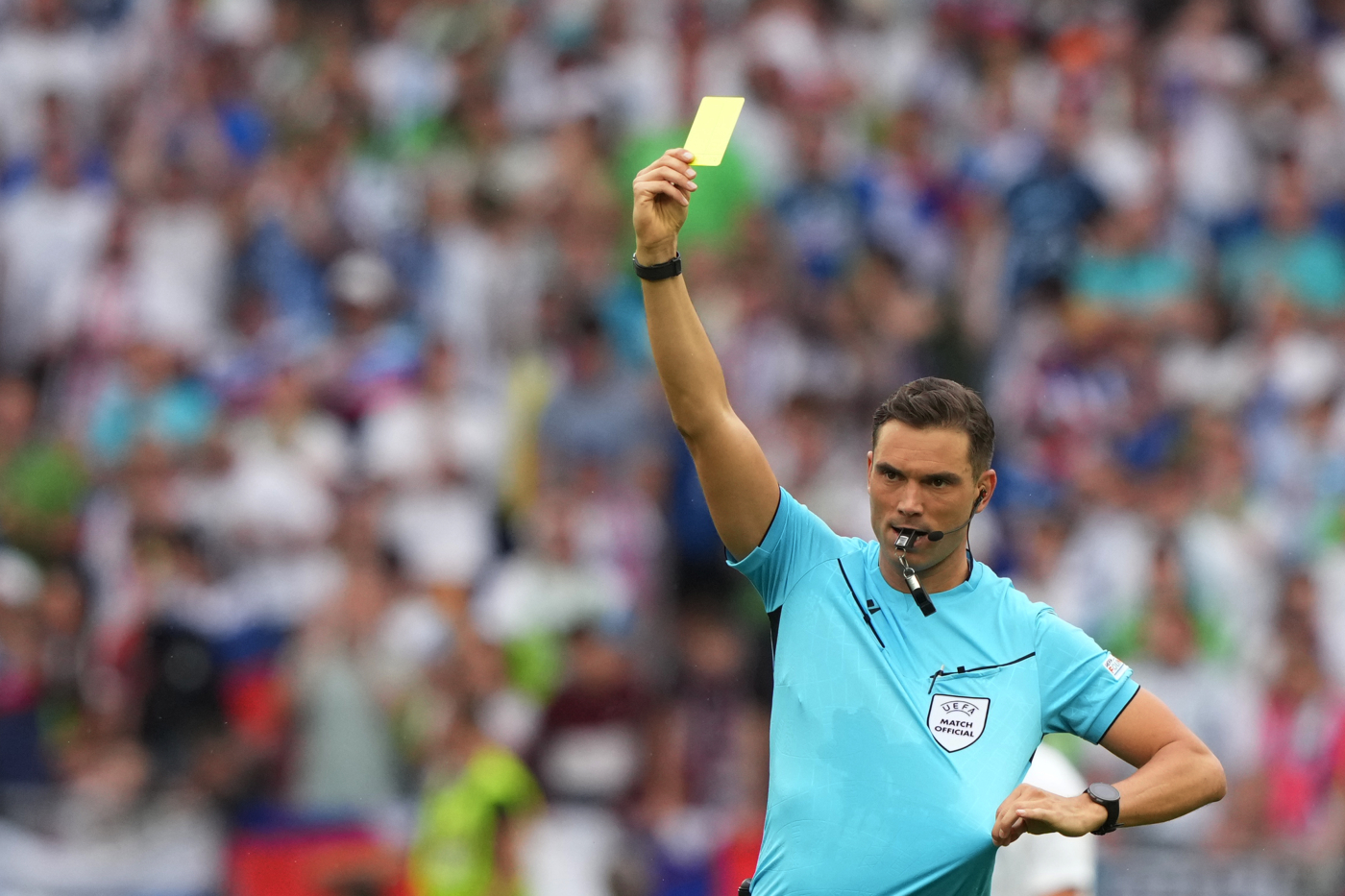 Sandro Schärer arbitro PSG Atalanta